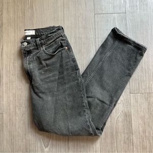 Curve Love Ultra High Rise 90’s Straight Jeans